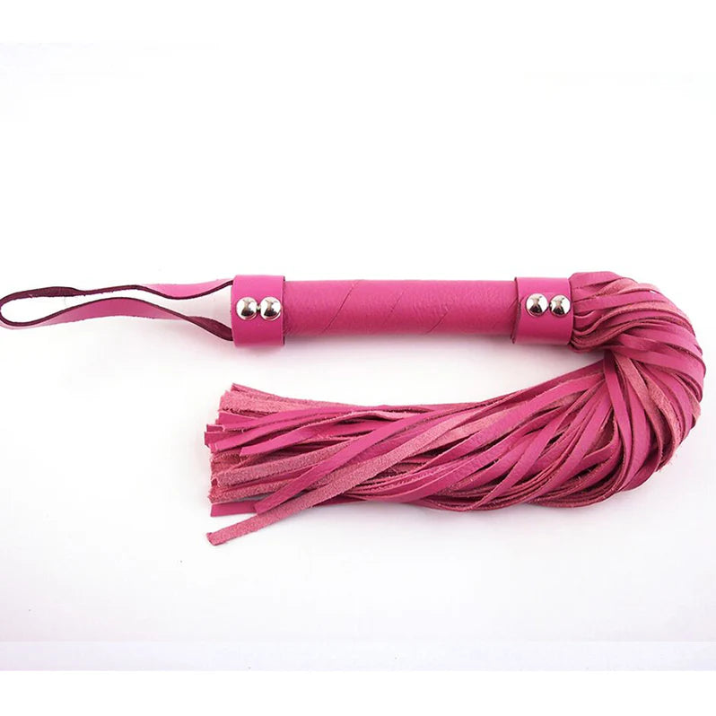 Rouge Short Leather Flogger