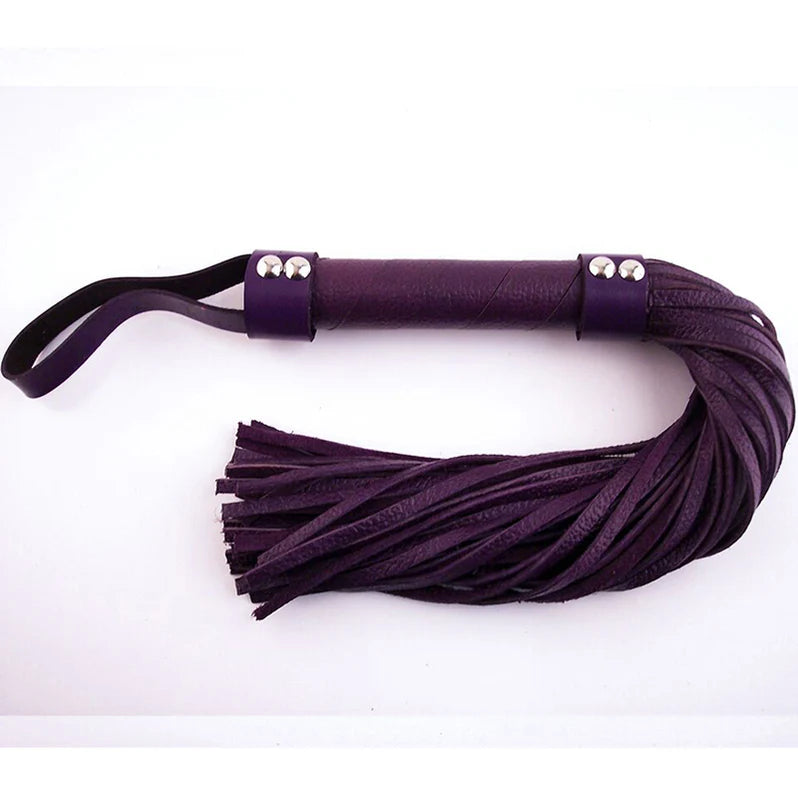 Rouge Short Leather Flogger