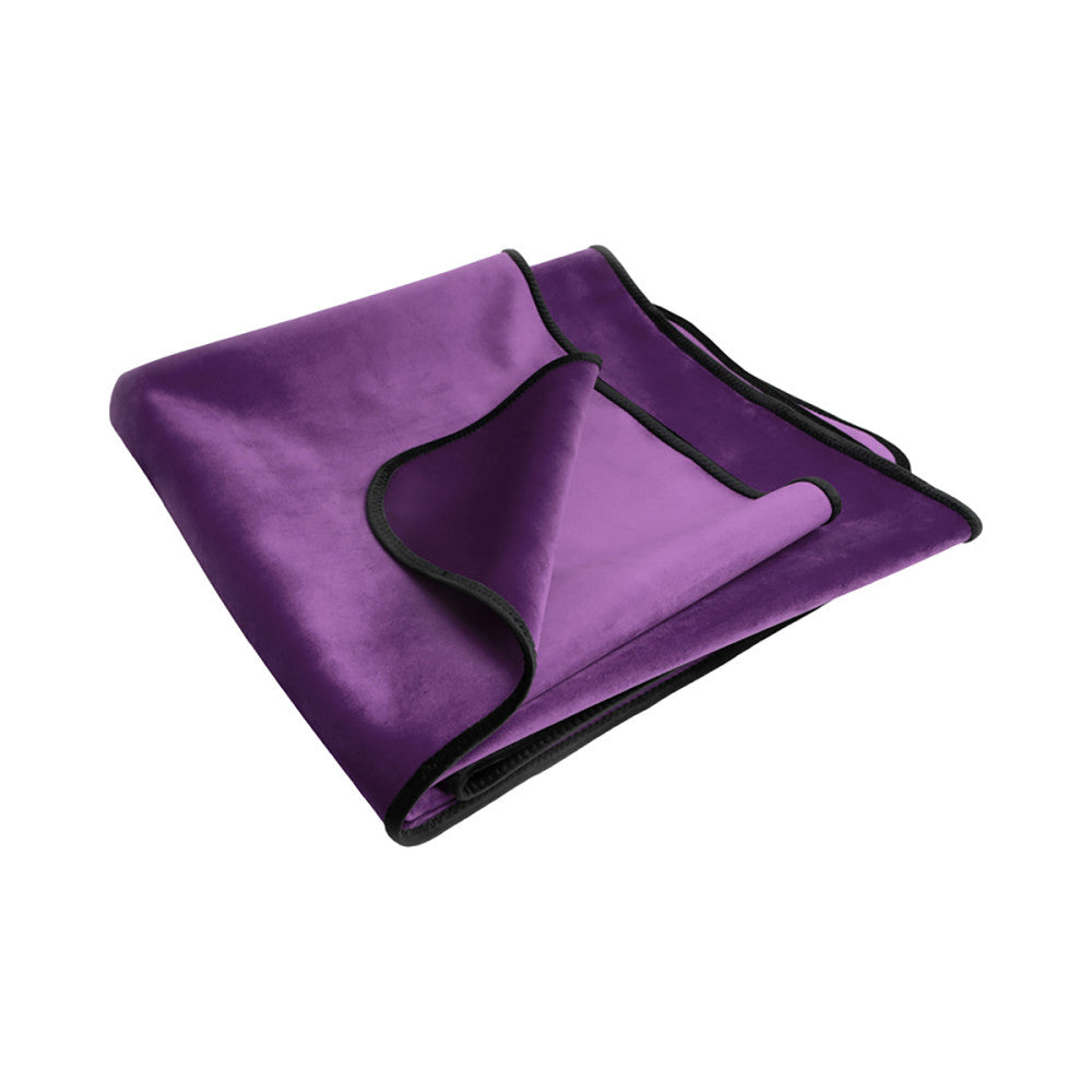 Liberator Fascinator Throw Travel