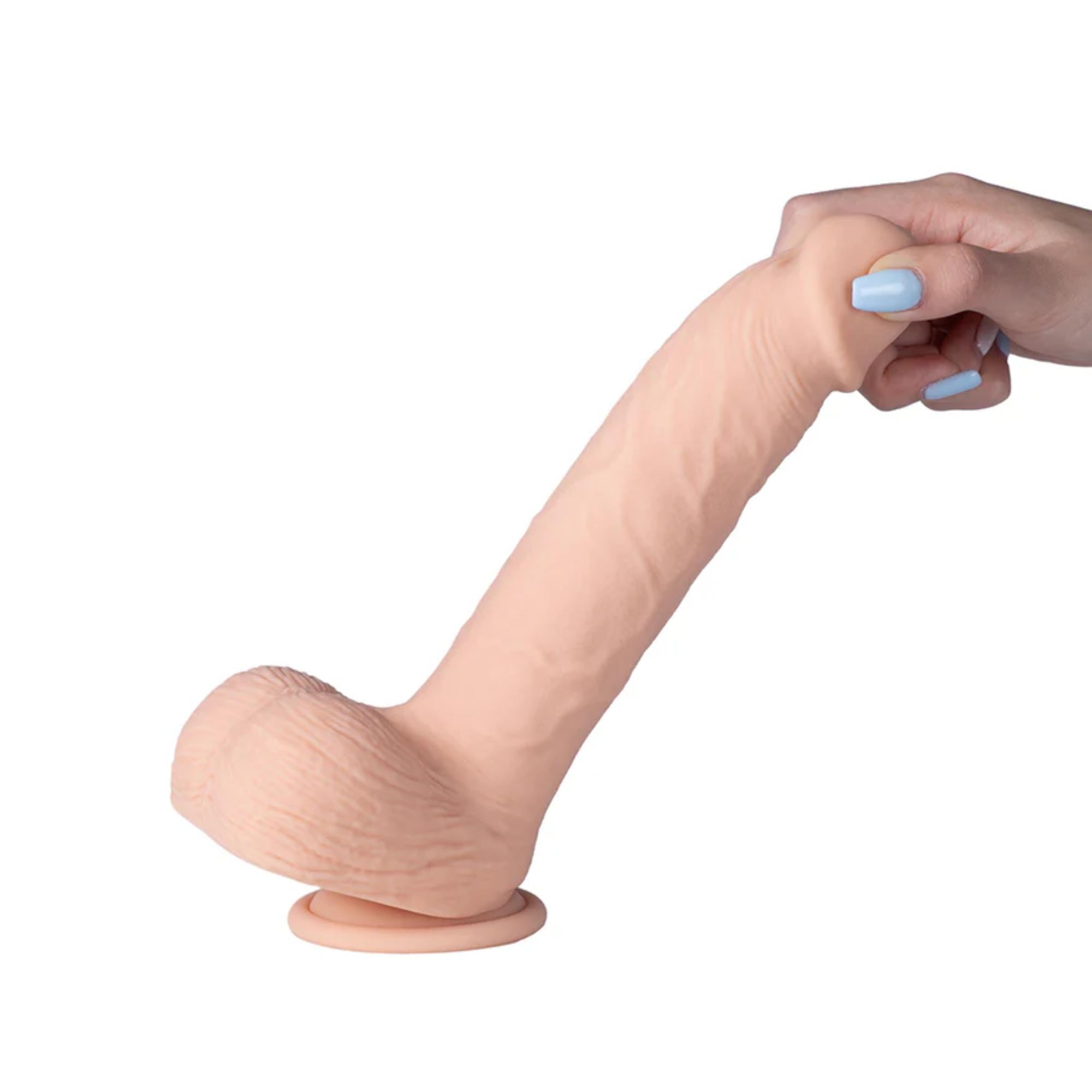 Kenzo App Controlled Big Realistic Thrusting Rechargeable Silicone Dildo 9.5 In