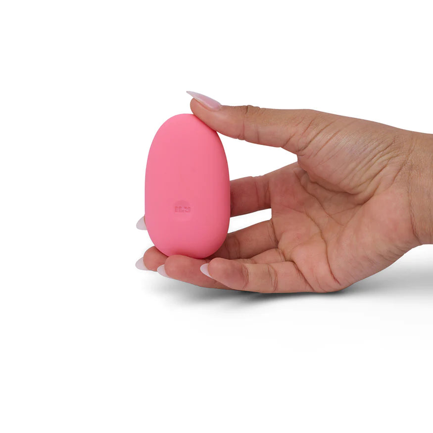 ILY by Je Joue The Pebble Squishy Pebble-Shaped Bullet