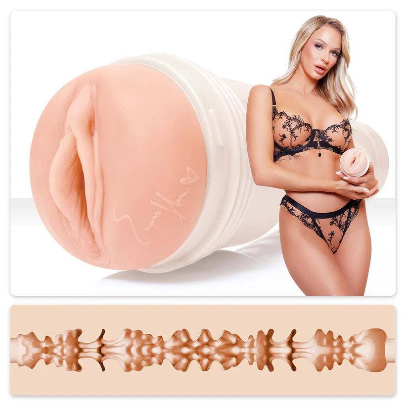 Fleshlight Girls Emma Hix - Buy At Luxury Toy X - Free 3-Day Shipping