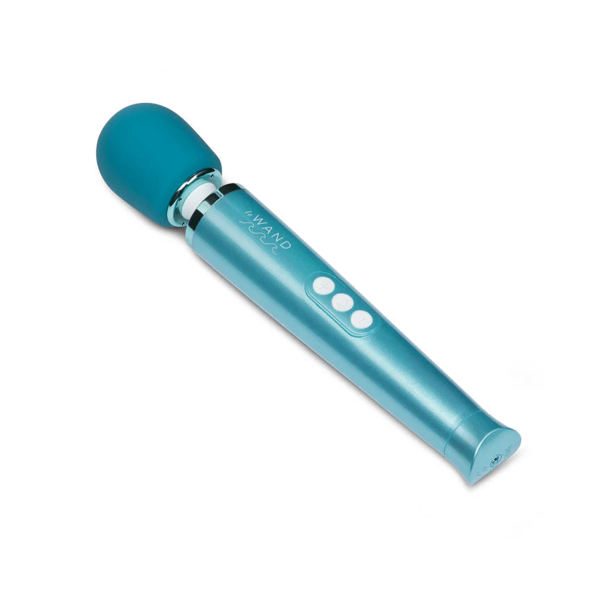 Le Wand Dive Submersible Rechargeable Vibrating Massager - Buy At Luxury Toy X - Free 3-Day Shipping