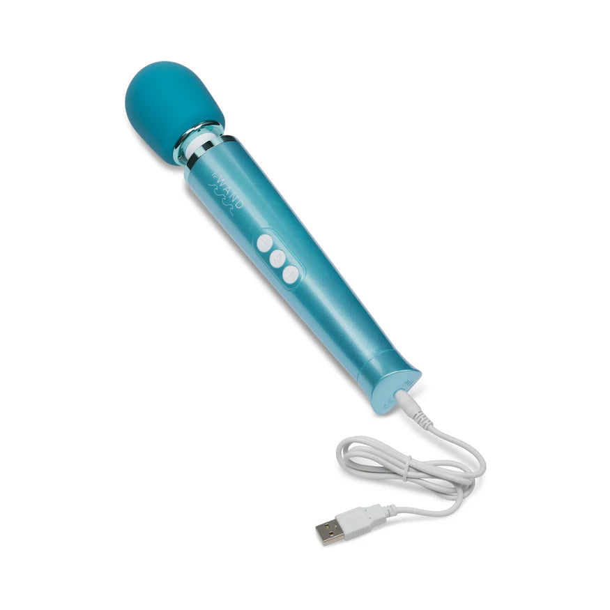 Le Wand Dive Submersible Rechargeable Vibrating Massager - Buy At Luxury Toy X - Free 3-Day Shipping