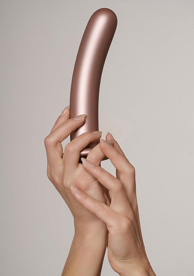 Ouch! Smooth G-Spot Silicone Dildo 7in